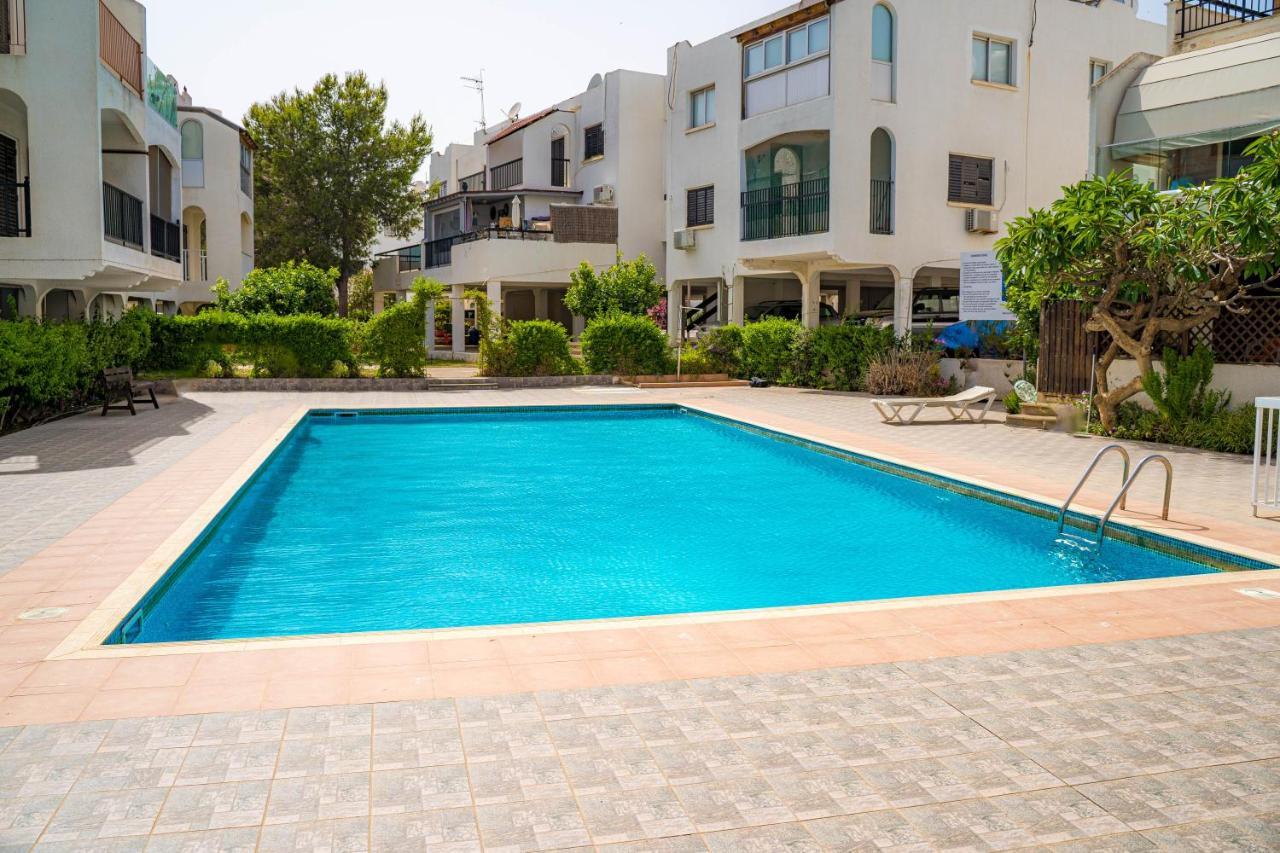 Cozy Apartment In Kapparis Paralimni Exterior foto